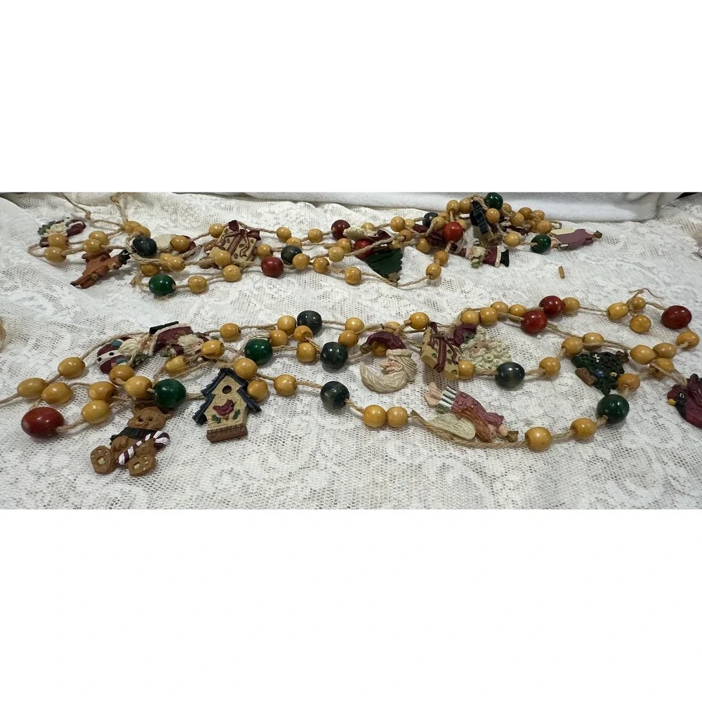 Christmas Beaded Garland Santa Snowman Teddy Bear Birdhouse Rustic Holiday Decor